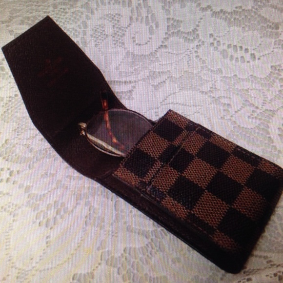 Vintage Louis Vuitton Damier Cigarette-Eye Glass Case - Picture 5 of 8